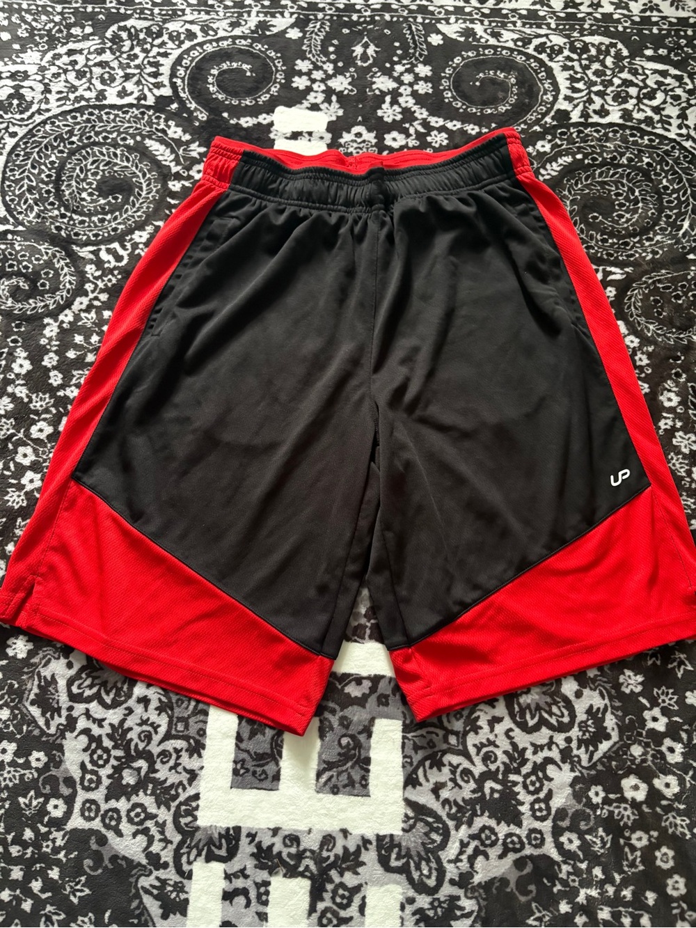 Men's Black & Red Athletic Shorts Size Men Small